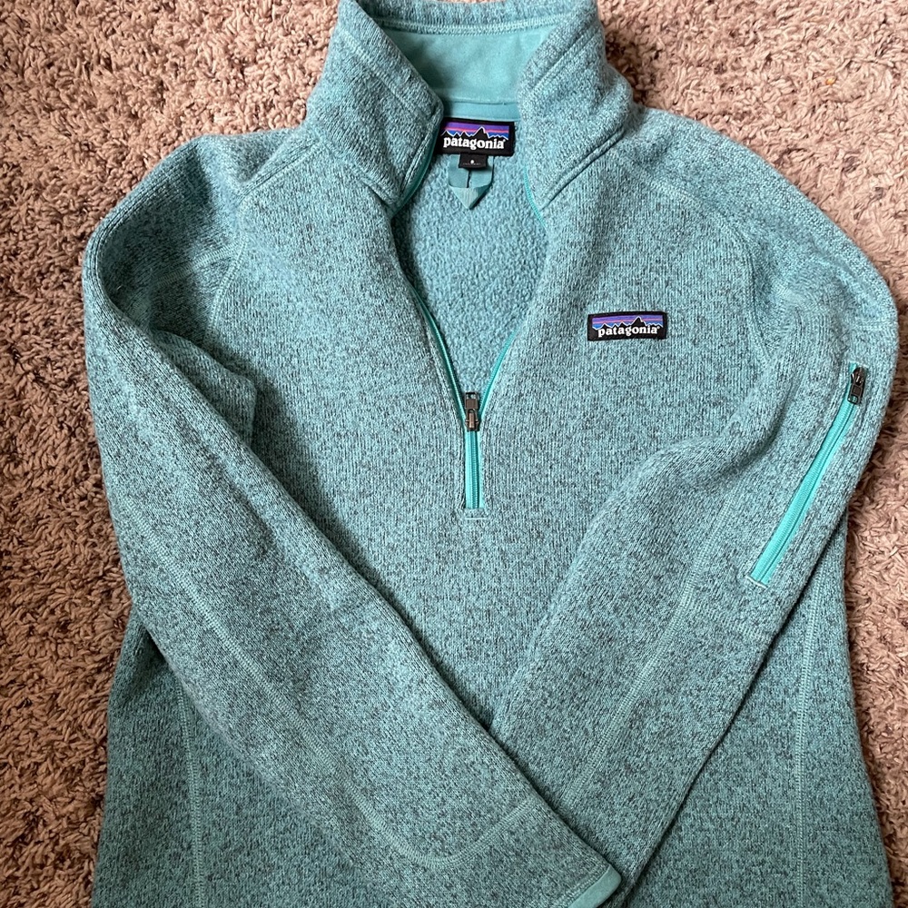 Patagonia quarter zip pullover